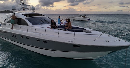 Iate Fairline Targa de 65 pés - Iate de luxo Sunset Cruise das 17h às 20h