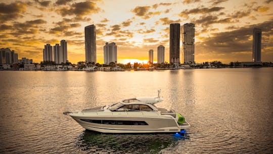 Your Best Option On The Water | 44ft Jeanneau Motor Yacht with Plenty Space