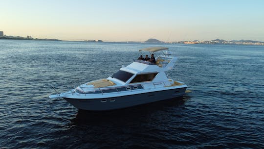 ROYAL PLUS - TOP 1 Boat in Rio de Janeiro [13 pax] Intermarine oceanic