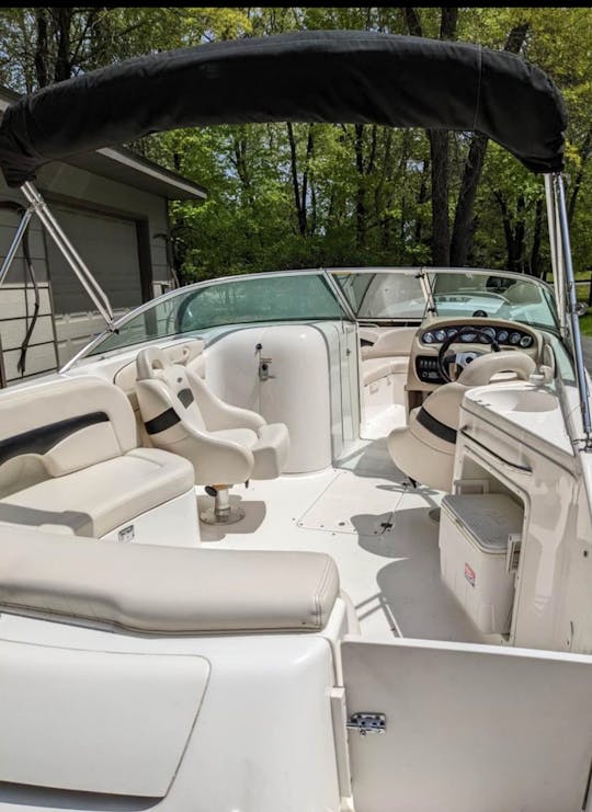 Chaparral 230 SSi Bowrider Cruiser para 10 personas con capitán