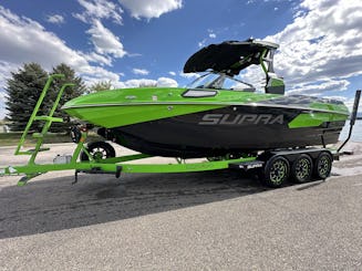 Supra SE 550 Wake/Surf Boat Rental in Loveland, Colorado