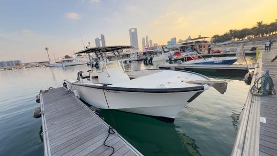 Profitez d'une croisière à Abu Dhabi sur un bateau de croisière de 36 pieds 