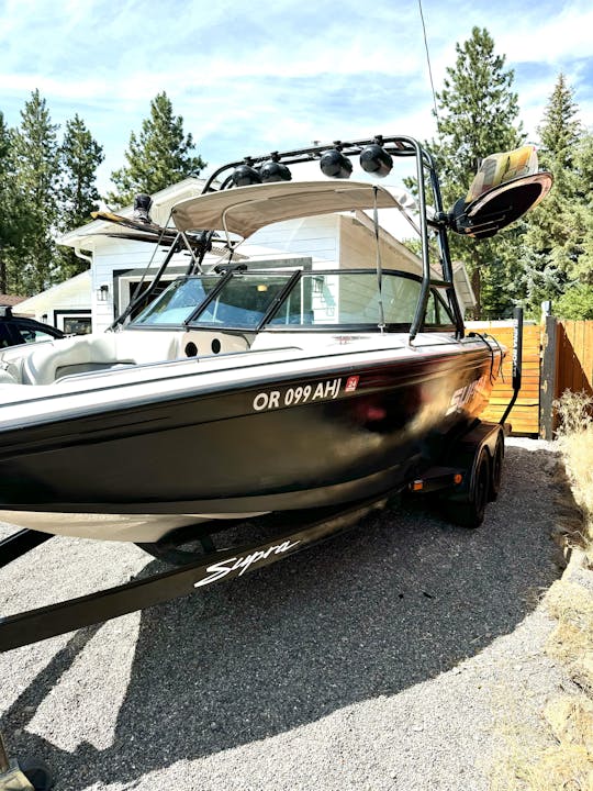 Supra Wakeboard Boat in Bend