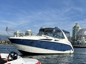 Bayliner SB de luxe de 30 pieds au centre-ville de Vancouver