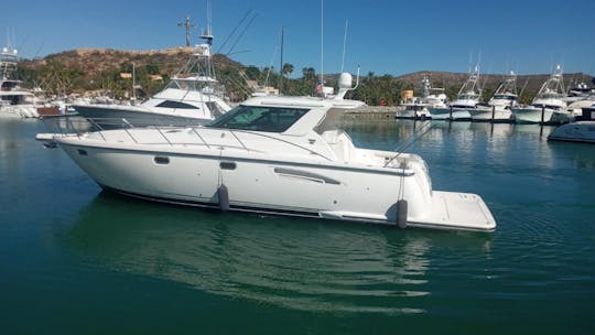 Amazing 45' Tiara Luxury Yacht in Cabo San Lucas