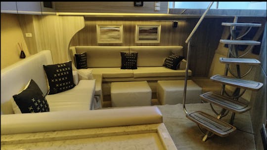 Cimitarra 56 Power Mega Yacht in Rio de Janeiro 