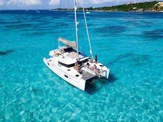 Excursión de 45 minutos a Isla Mujeres por LAGOON #GMB450FLYCatamaran 