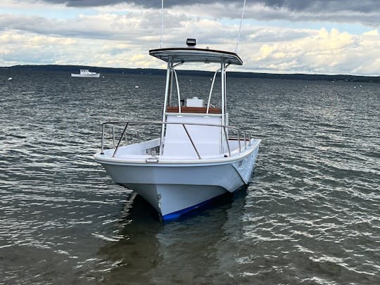 Captained or Bareboat 22' Boston Whaler Boat! Get on the water today!