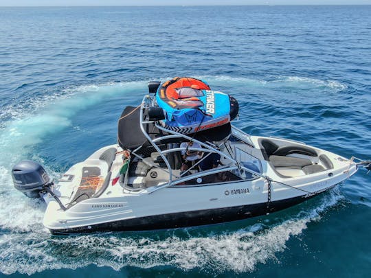 High Speed 28ft Yamaha boat in Cabo San Lucas 