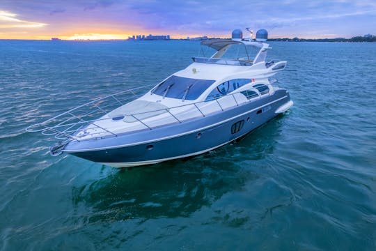 Captivating Miami Beach Adventure: Azimut 57-Foot Yacht Rental