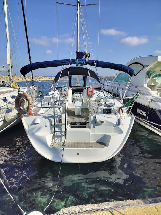 Excursions quotidiennes à la voile à Gallipoli avec le magnifique voilier Sun Odyssey 43