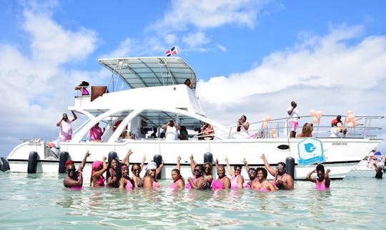 🏝 Aluguer de iates a preços acessíveis: ofertas e tripulação incluem barco de festa em Punta Cana! 🏖️ 