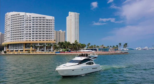 Azimut 42 Flybridge for Rent in Miami