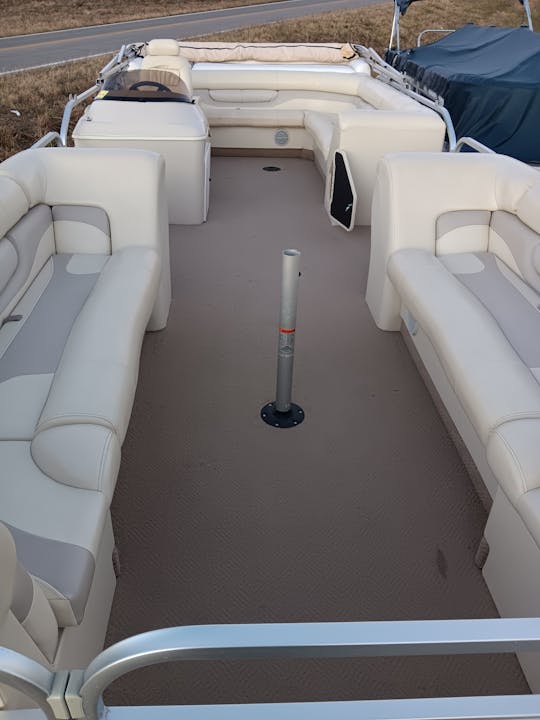 Starcraft 240 Orion Pontoon 26ft, Large groups, can do tubing, fishing.