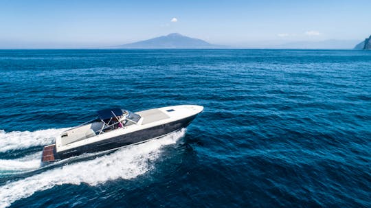 Itama 38 Private Boat in Sorrento Italy