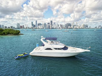 Location de yacht Sea Ray 50' à Miami, Floride (heure gratuite !)