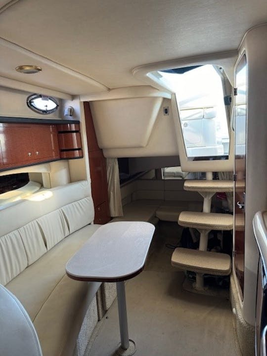 Luxury 33' Sea Ray Yacht Rental in Chicago