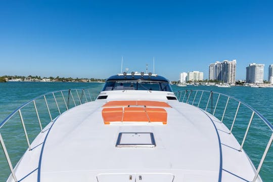 ENJOY MIAMI IN 85' BAIA PANTHER with JACUZZI.