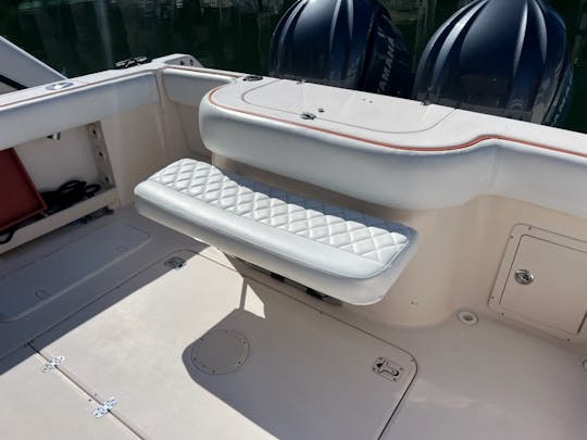 30' Grady-White Center Console with Electric Head - Captain Included!