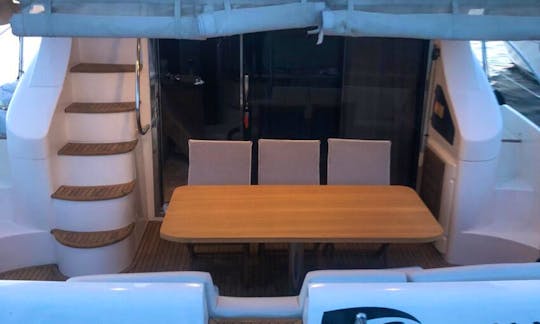 Charter motor yacht Azimut 50 rental in Bodrum, Turkey