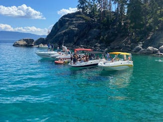 Múltiples de 28 pies Barcos a motor: 4 barcos de cubierta, hasta 40 pasajeros, con baños