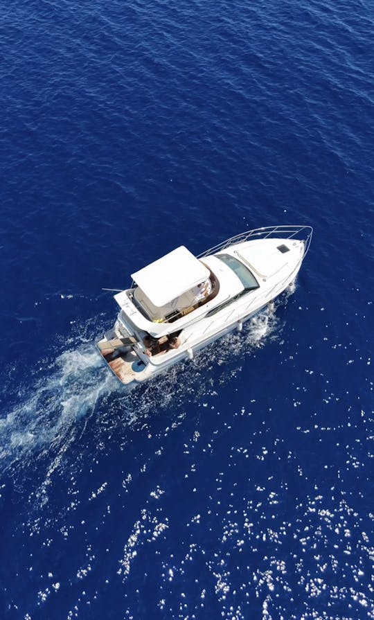 Charter a Motor Yacht and visit the most beautiful bays in Bodrum