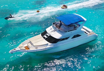 Deluxe Yacht 48FT with FlyBrige Rental in Cancun