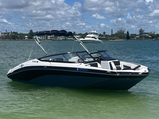 Barco a jato Yamaha sx195 rápido, divertido e bonito