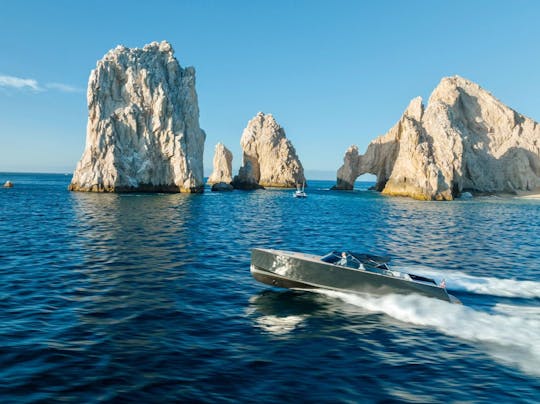 Vandutch 40fts In Cabo San Lucas.