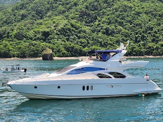 Iate a motor Azimut 58 de luxo em Puerto Vallarta, Jalisco