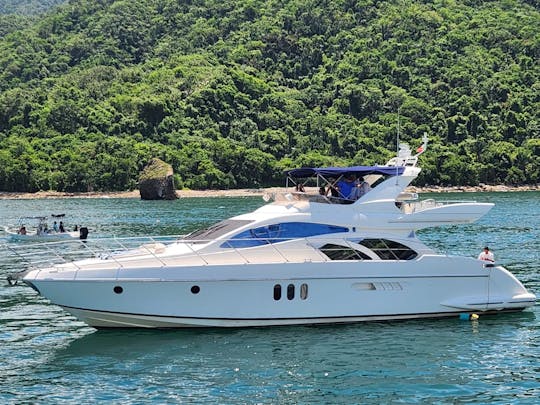 Yate a motor Azimut 58 de lujo en Puerto Vallarta, Jalisco