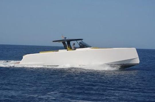 Pardo 43 MIMI Motor Yacht Rental in Eivissa, Illes Balears