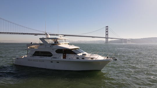  70' Ocean Alexander Yacht