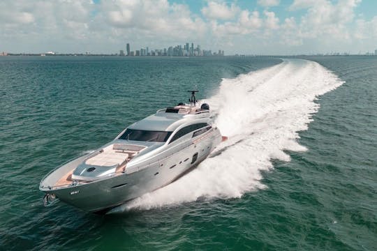 92' PERSHING SPEED, AND DESIGN