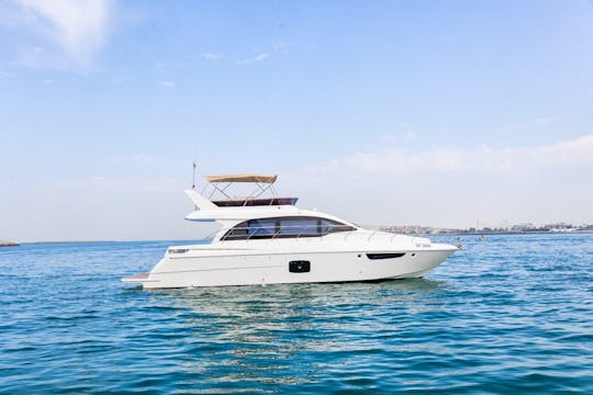 Neo 52ft Motor Yacht Charter In Dubai, Accommodates 17 People