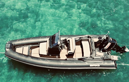 Deslize com estilo: Black Brig Eagle 200 HP - 6,7 m de pura aventura!