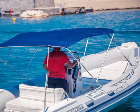Bote inflable rígido Joker Boat Clubman 21' en alquiler en Forio, Ischia
