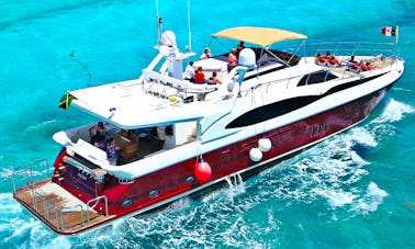 Luxury Super Yacht 85ft Dyna Craft with Jacuzzi 