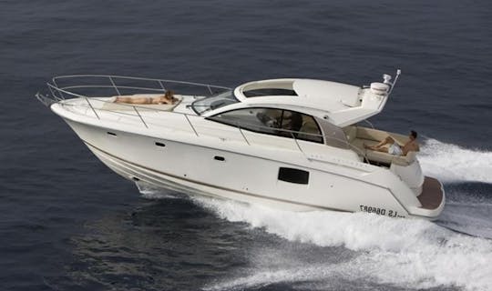 Aluguel de iates a motor Prestige 390S em Côte d'Azur, França