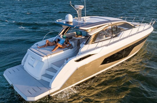 51' 2022 Azimut Atlantis + 2 Seabobs Yacht Charter in East Hampton, New York