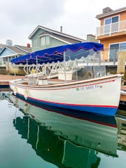 Barco elétrico Duffy Classic de 20 pés em Huntington Beach, Califórnia