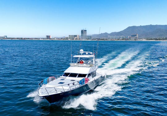 60ft Yacht A/C and Snacks Included!