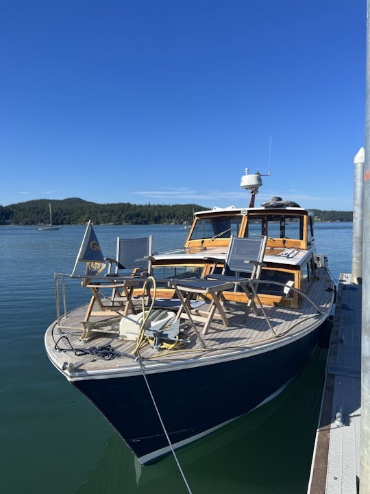 Classic Wooden 35ft Cruiser, perfect for a sunset champagne cruise! 