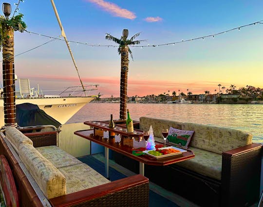Relaxing Tiki Boat Cruise In Newport Beach