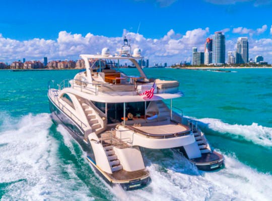 62' PowerCat en Miami, Florida - ¡Renta una Lujosa Experiencia de Yate!