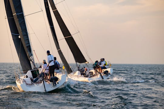 Sailing Yachts with Black Sails || Fareast 28R || 3 yachts