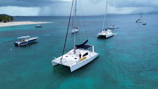 Catamarán de alquiler privado hasta 6 pasajeros