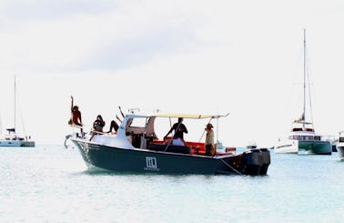 St Maarten Boat Tour with Lunch, Drinks, & Snorkeling Gear