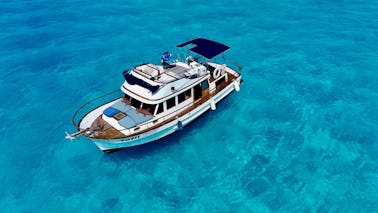 Un chalutier classique pour des visites privées à Cancún