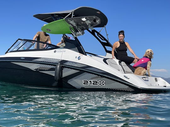 Barco a jato Yamaha 212X de 21' - Surfe, cruzeiro em South Lake Tahoe